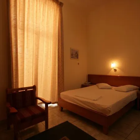 Hotel Lena 2*