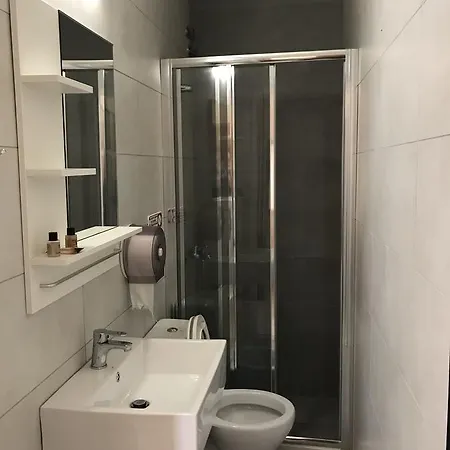 Hotel Lena