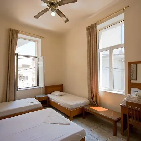 Hotel Lena Iraklion